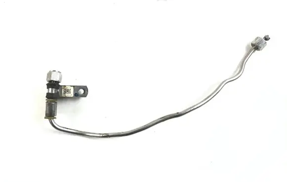 Ford Focus Fuel line/pipe/hose CM5E9D350CC