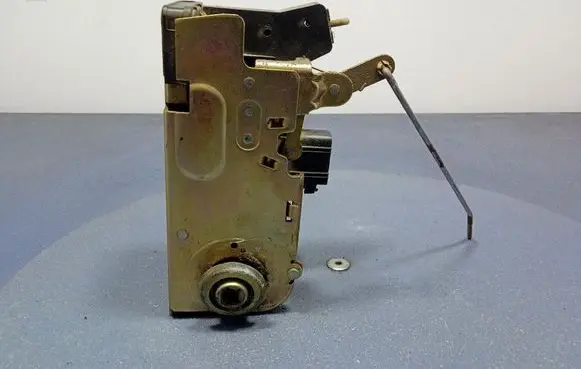 Tailgate/trunk/boot lock/catch/latch