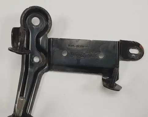 Ford Mondeo MK IV ABS pump bracket 6G9N-2B389-CF