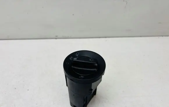 Volkswagen PASSAT B5.5 Light switch 1C0941531