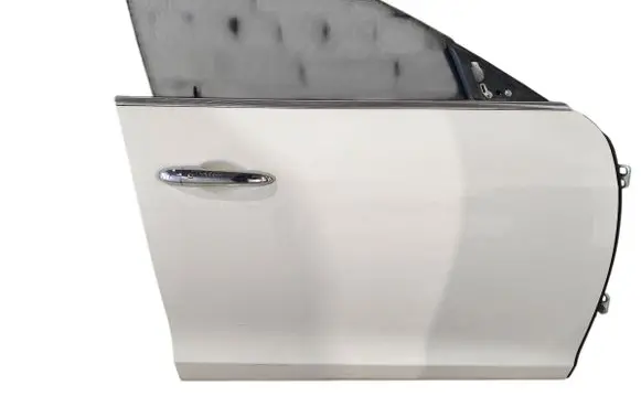 Maserati Ghibli Front door 