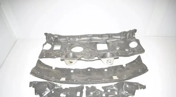 BMW 2 F45 Engine bonnet/hood sound/heat insulation 7301561 7301562