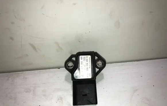 Volkswagen PASSAT B6 Air pressure sensor 038906051C 0281002401