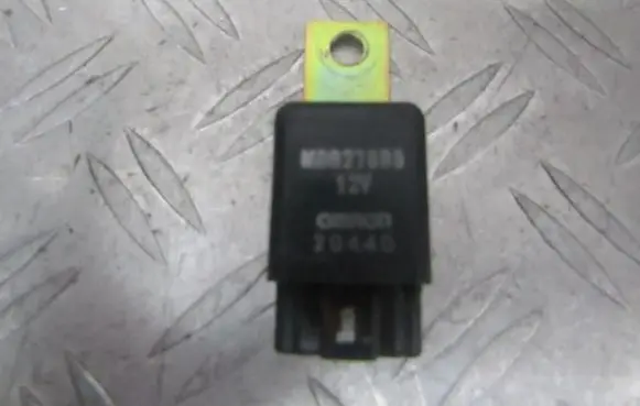 Mitsubishi Pajero Other relay mb627895