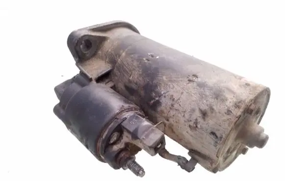 Volkswagen Golf IV Starter motor