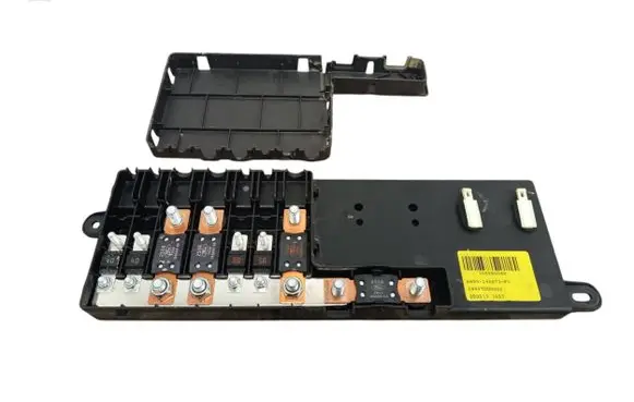Jaguar XJ X351 Fuse module AW9314A073FA 318986049 18997000000