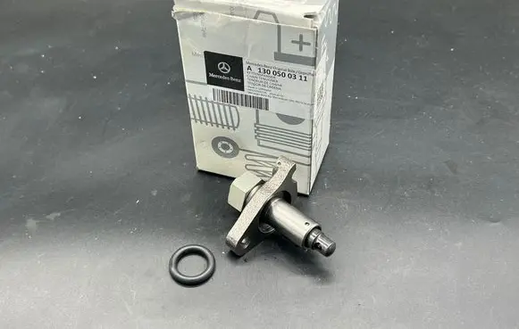 Mercedes-Benz 250 280 W108 Timing belt/chain tensioner A1300500311