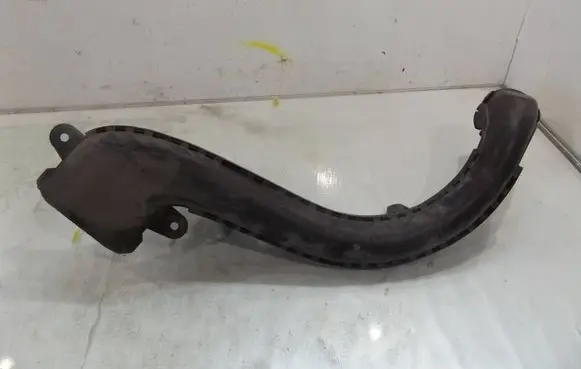 Nissan NV200 Intercooler air guide/duct channel