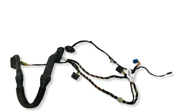 Mercedes-Benz ML W164 Rear door wiring loom 13709768