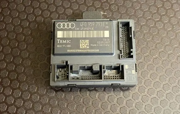 Audi A6 S6 C6 4F Door control unit/module 4F0959793E 4F0910793E 0033TFJ0001