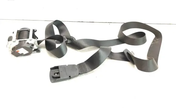 BMW X1 F48 F49 Front seatbelt 628901000 010L0000