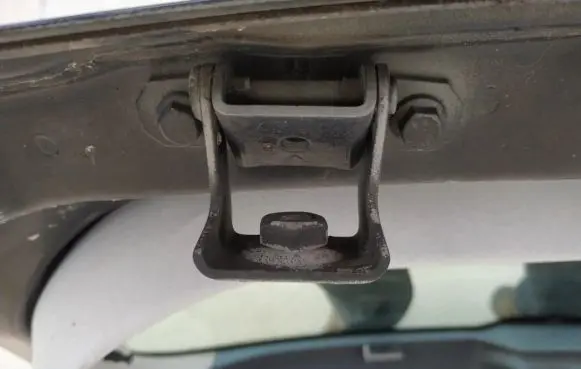 Fiat Stilo Tailgate/trunk/boot hinge