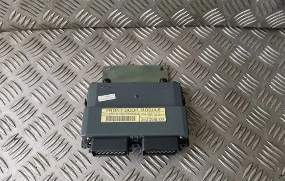 Jaguar XJ X308 Door control unit/module LNG2120AB