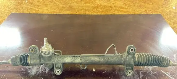 Toyota Corolla Verso AR10 Steering rack