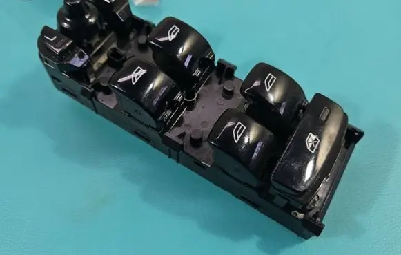 Volvo V90 Cross Country Electric window control switch 31433926 IMPRK1400649