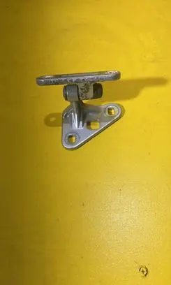 Mercedes-Benz E W211 Front door upper hinge 