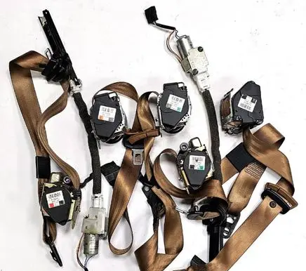 Audi A8 S8 D3 4E Front seatbelt 601782800 601782900 601783100