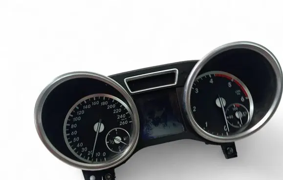 Mercedes-Benz ML W166 Speedometer (instrument cluster) A1669003606