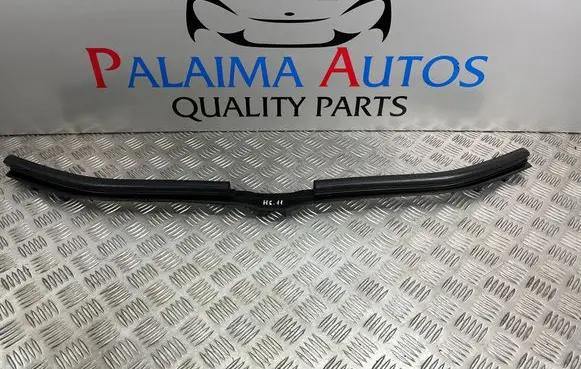 BMW 5 E60 E61 Top upper radiator support slam panel 51117063835