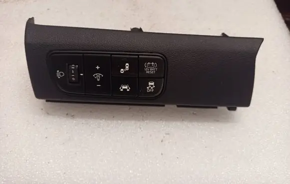 KIA Niro A set of switches 4C71CA1000 93700G5AF0WK T2D0285
