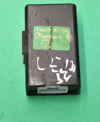 Subaru Legacy Door central lock control unit/module 88201AE010 48459