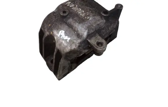 Volkswagen Touran I Engine mount bracket 1K0199262AE