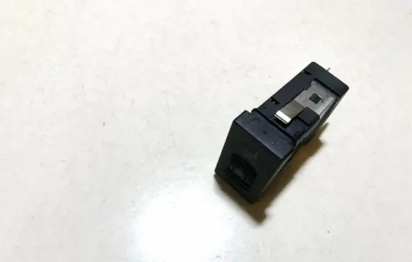 Volkswagen PASSAT B5 Seat heating switch 3b0963564c