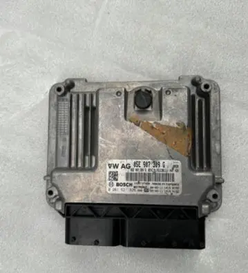 Volkswagen Tiguan Engine control unit/module 05E907309G 0261S21826