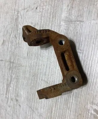 Mercedes-Benz SL R129 Engine mounting bracket 119156