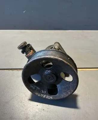 KIA Sorento Power steering pump 