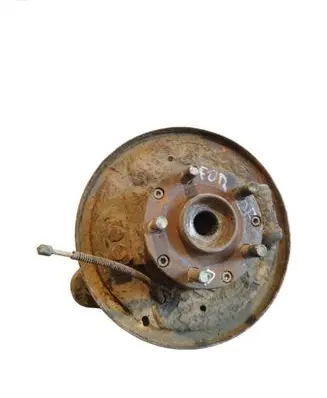 Subaru Forester SF Rear wheel hub