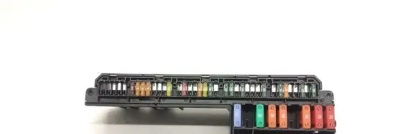 BMW 5 E60 E61 Fuse module 6114695733002 12917 4367762