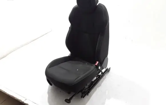 Skoda Karoq Front passenger seat 
