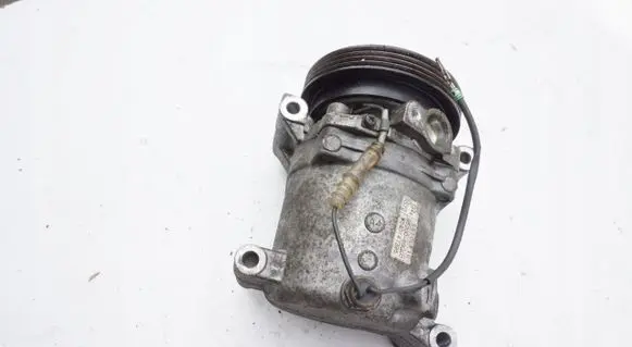 Suzuki Swift I Air conditioning (A/C) compressor (pump) 69GC0