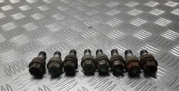 Porsche Boxster 987 Nuts/bolts 