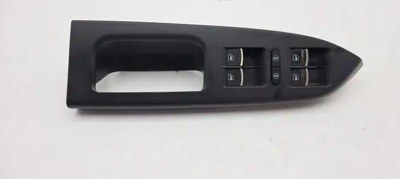 Volkswagen Touran II Electric window control switch 1T1867371H