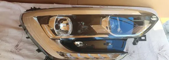 Renault Megane IV Headlight/headlamp 260106827R