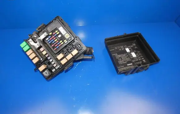 Hyundai Tucson TL BSM Control unit 91950D3230 D32300A110234