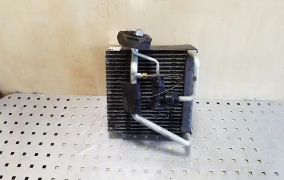 Mitsubishi Pajero Sport I Air conditioning (A/C) radiator (interior) 