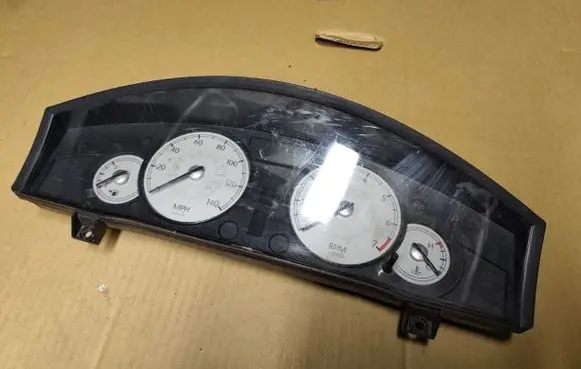 Chrysler 300 - 300C Speedometer (instrument cluster) P04602489AE