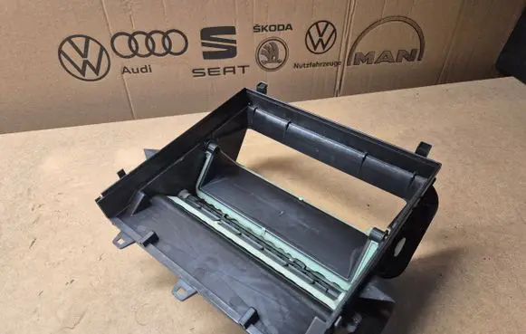 Audi Q3 F3 Air micro filter air duct channel part T1011132F LHD T1011132