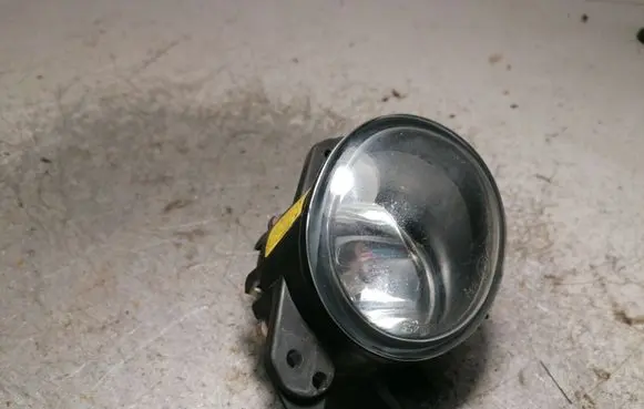 Mercedes-Benz A W169 Front fog light A2518200756