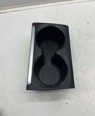 BMW X1 U11 Cup holder 9493276 83924001 27112023