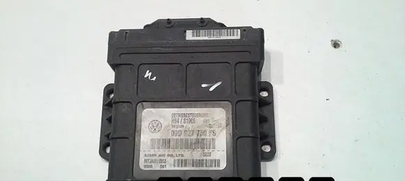 Audi Q7 4L Engine control unit/module 09D927750FS