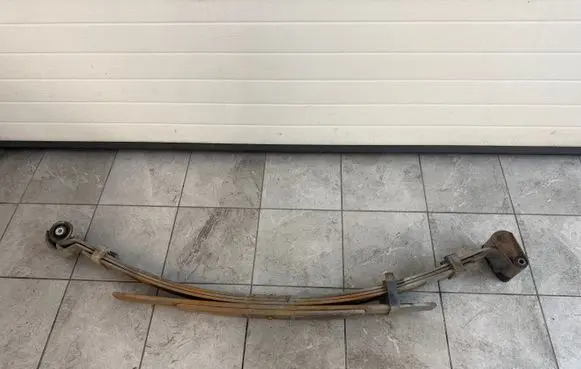Volkswagen Amarok Rear leaf spring 