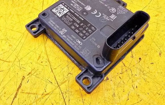 Peugeot 308 Distronic sensor radar 9844452180