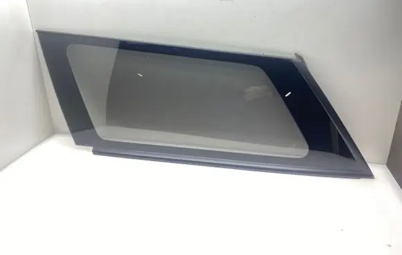 Subaru Legacy Rear side window