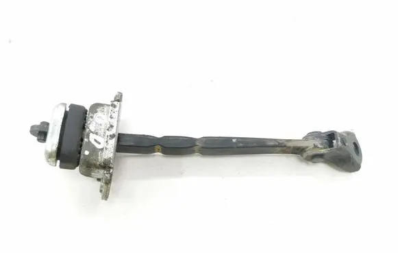 Honda CR-V Rear door check strap stopper