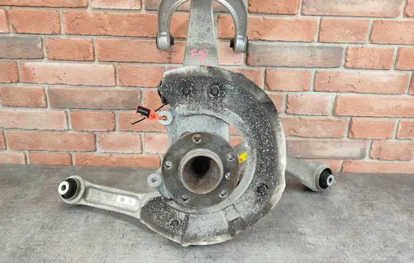 BMW 5 F10 F11 Front wheel hub 6775770