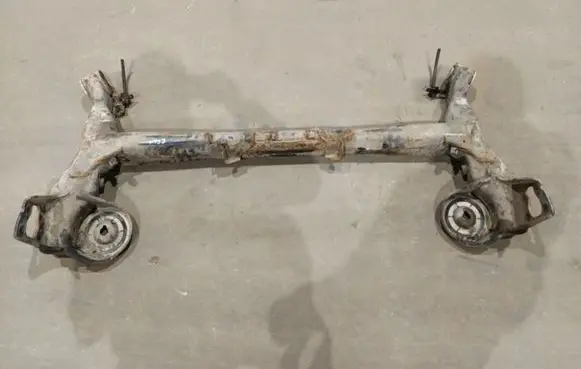 Citroen C4 I Picasso Rear subframe 